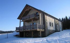 Les Hirondelles
